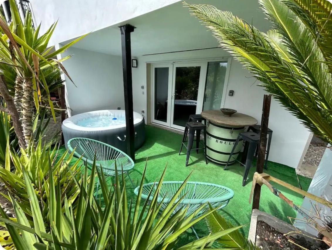 Appart-One Terrasse Jacuzzi Parking Carcassonne Exterior photo