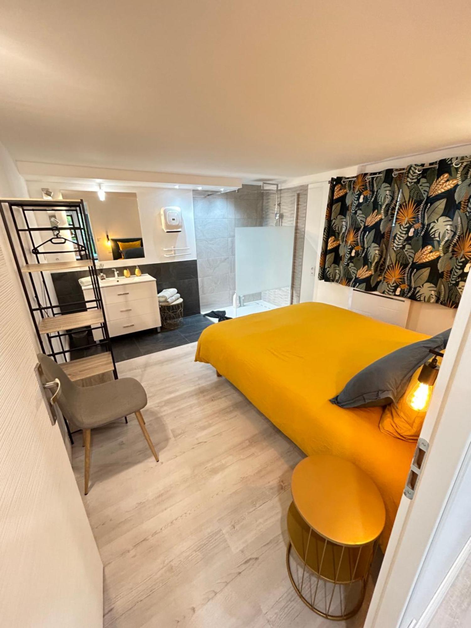 Appart-One Terrasse Jacuzzi Parking Carcassonne Exterior photo